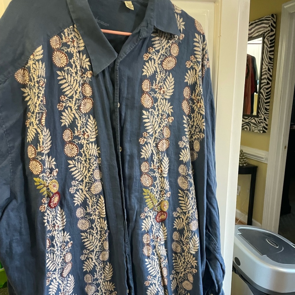 Lot of Four Mens XXL Tommy Bahama Long Sleeve Lightweight shirts